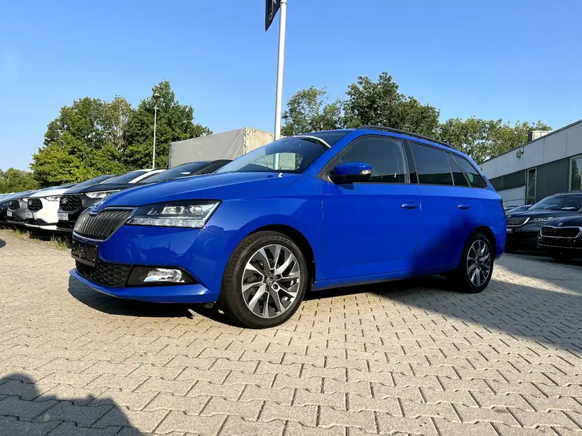 ŠKODA FABIA (1/27)