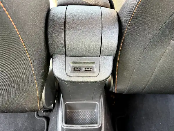 ŠKODA FABIA (16/27)