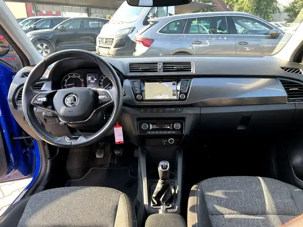 ŠKODA FABIA (18/27)