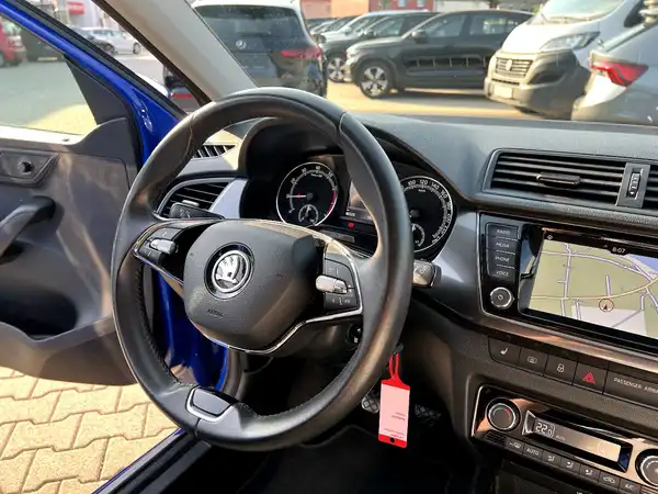 ŠKODA FABIA (26/27)