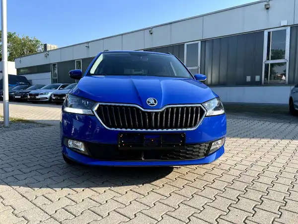 ŠKODA FABIA (6/27)