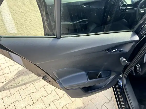 ŠKODA FABIA (11/26)