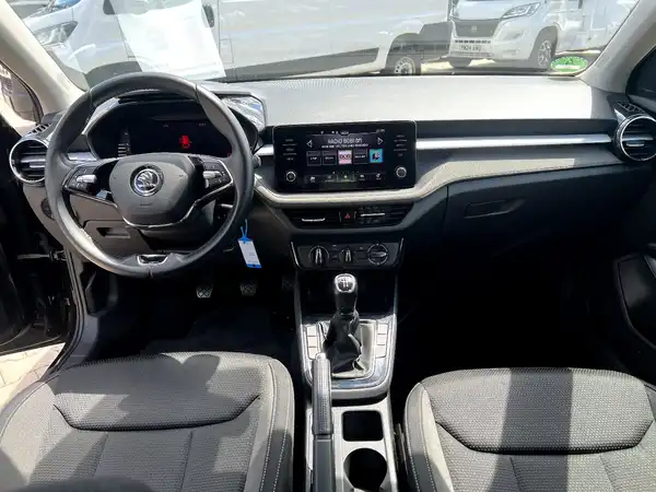 ŠKODA FABIA (17/26)