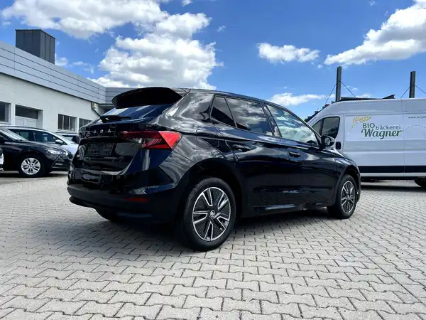 ŠKODA FABIA (4/26)