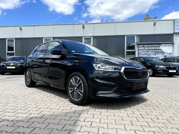 ŠKODA FABIA (5/26)