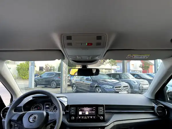 ŠKODA FABIA (18/26)