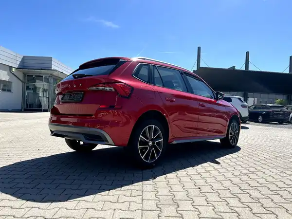 ŠKODA KAMIQ (4/27)