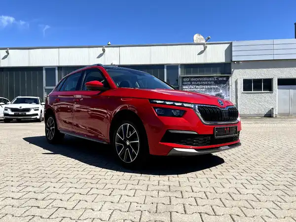 ŠKODA KAMIQ (5/27)