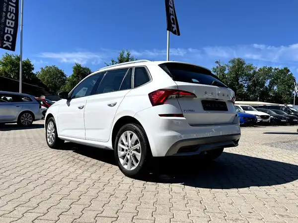 ŠKODA KAMIQ (2/27)
