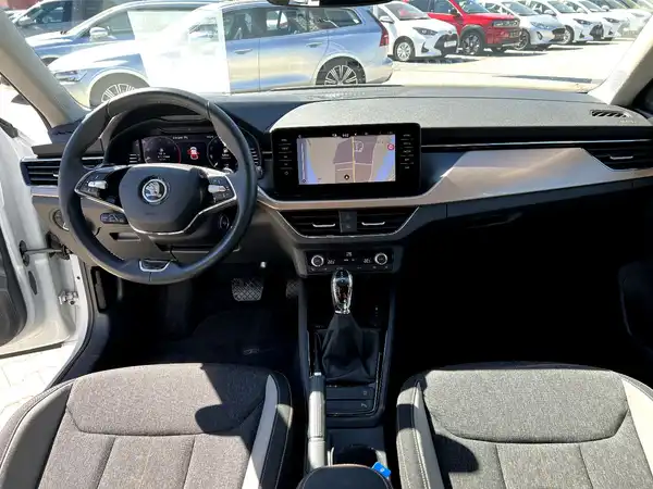 ŠKODA KAMIQ (18/27)
