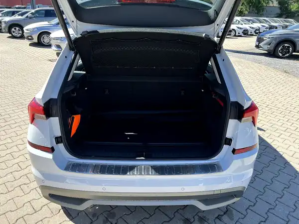 ŠKODA KAMIQ (7/27)