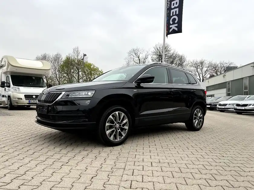 ŠKODA KAROQ (1/28)