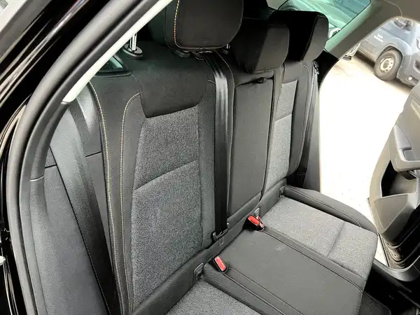 ŠKODA KAROQ (17/28)