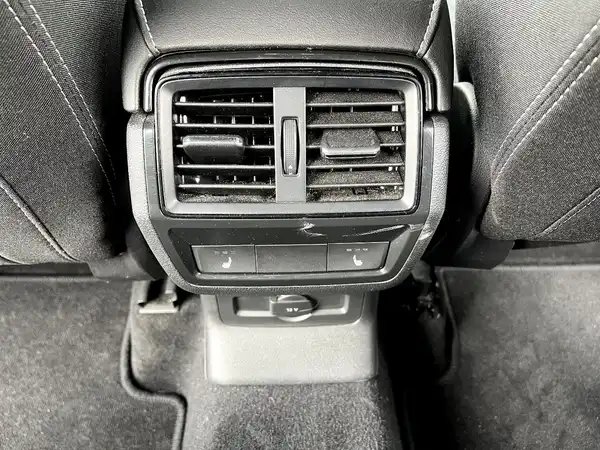 ŠKODA KAROQ (18/28)