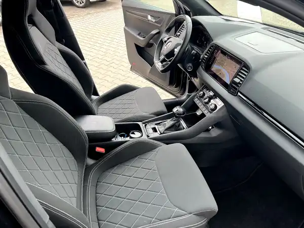 ŠKODA KAROQ (22/28)
