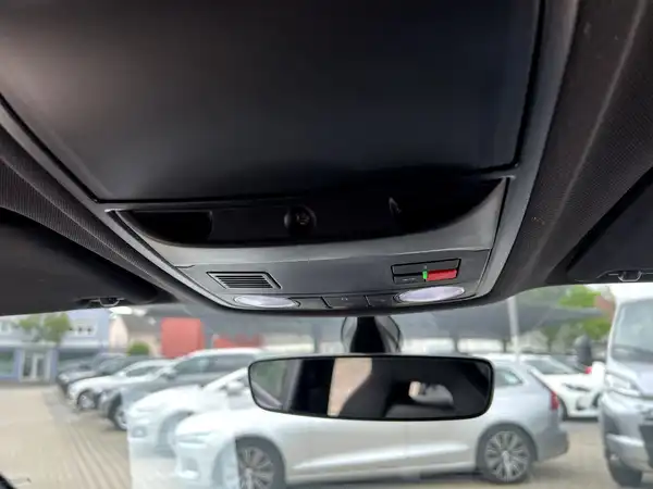 ŠKODA KAROQ (28/28)