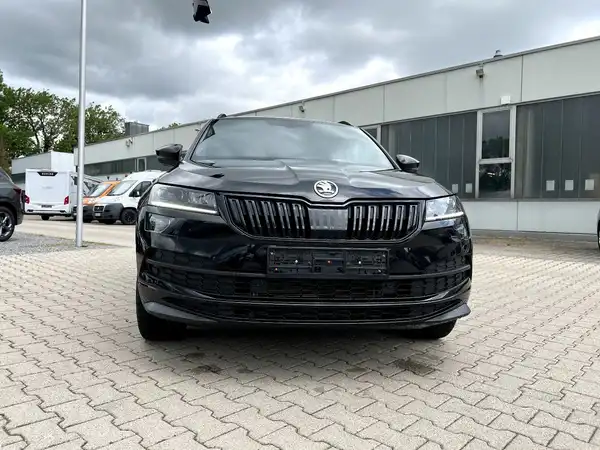 ŠKODA KAROQ (6/28)