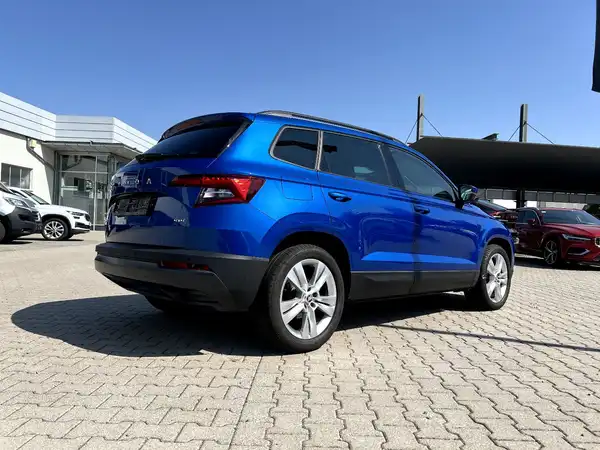 ŠKODA KAROQ (4/27)