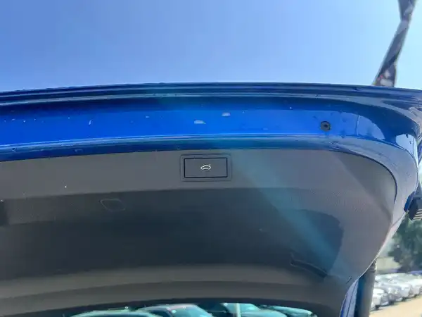ŠKODA KAROQ (8/27)