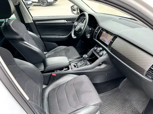 ŠKODA KODIAQ (21/27)