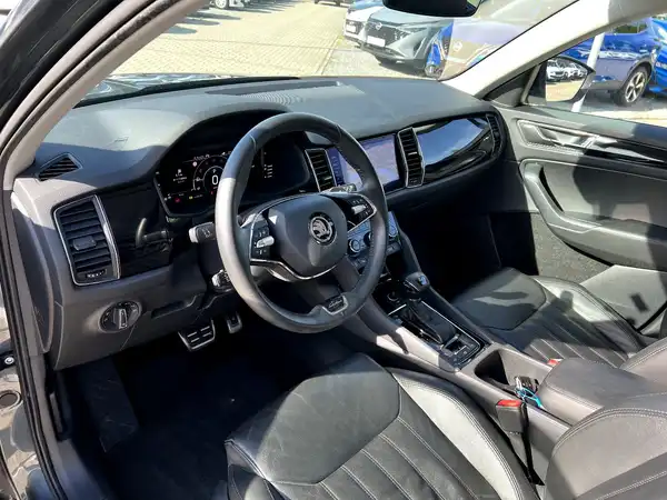 ŠKODA KODIAQ (10/29)