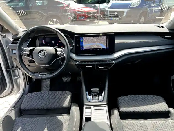 ŠKODA OCTAVIA (18/27)