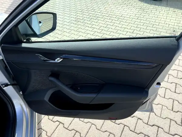 ŠKODA OCTAVIA (21/27)