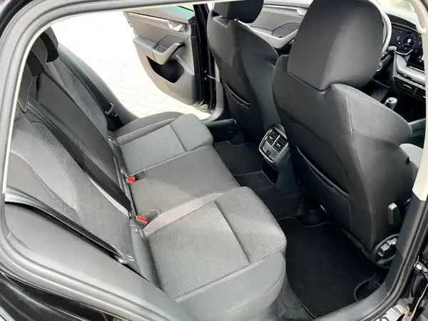 ŠKODA OCTAVIA (15/28)