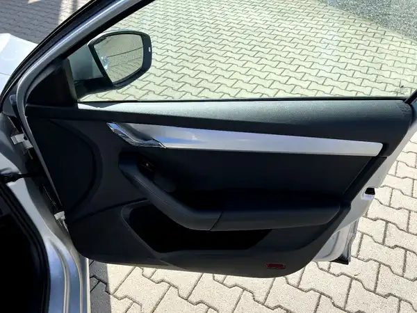 ŠKODA OCTAVIA (19/25)