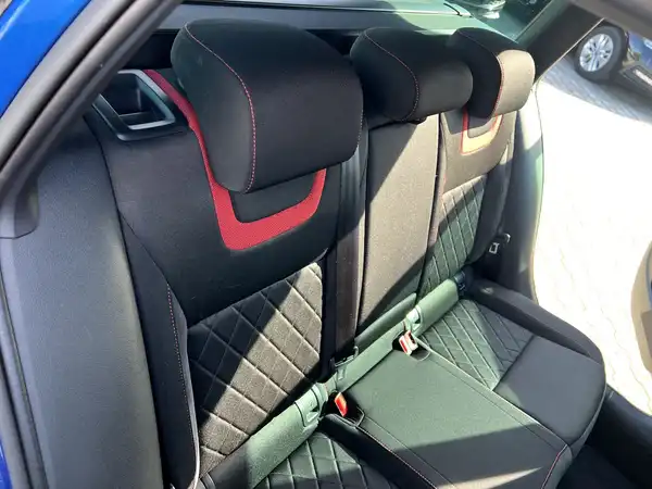 ŠKODA OCTAVIA RS (17/28)