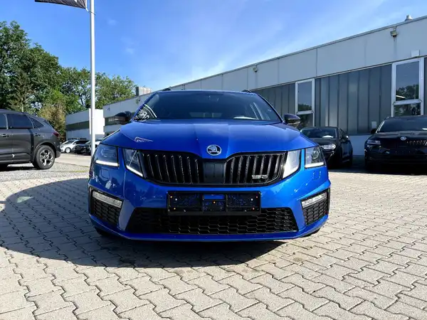 ŠKODA OCTAVIA RS (6/28)