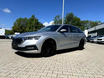 ŠKODA OCTAVIA (1/27)