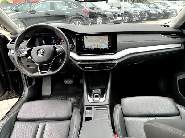 ŠKODA OCTAVIA (19/28)