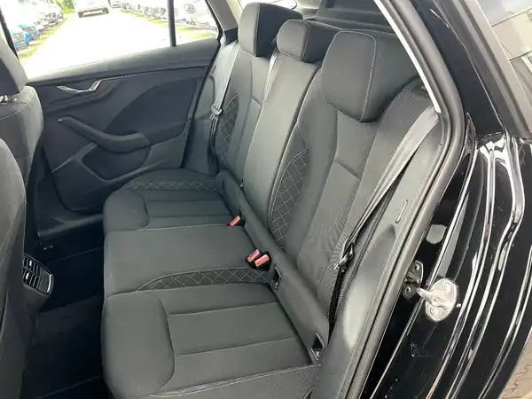 ŠKODA SCALA (13/26)