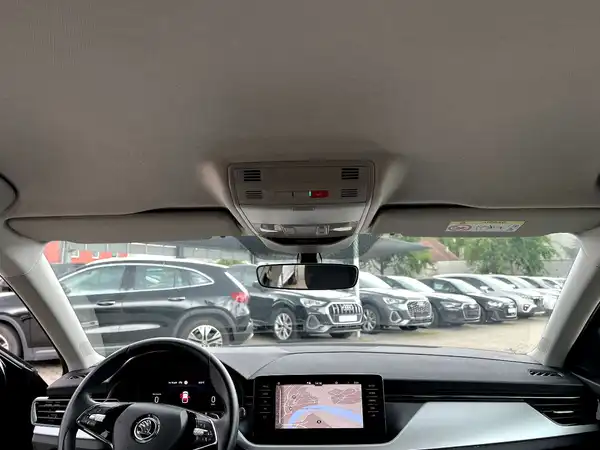 ŠKODA SCALA (17/26)