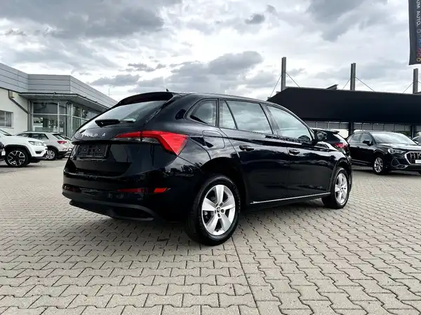 ŠKODA SCALA (4/26)