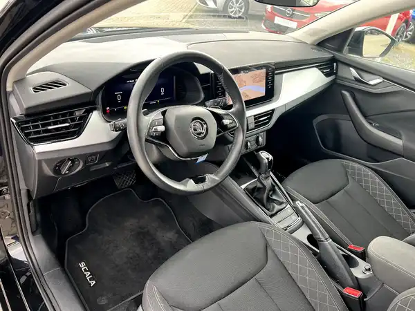 ŠKODA SCALA (9/26)