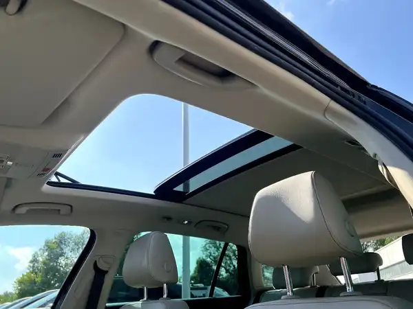 ŠKODA SUPERB (12/24)