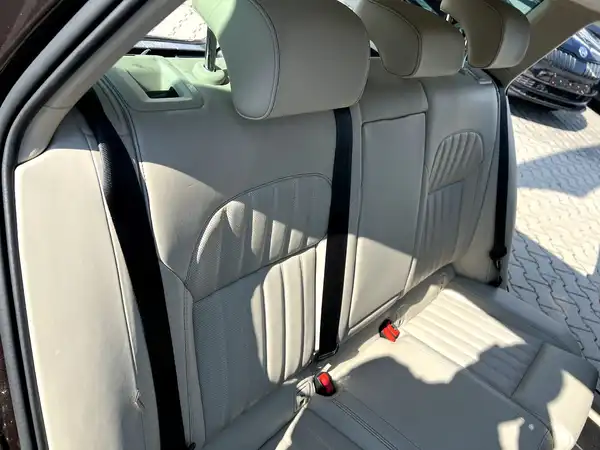 ŠKODA SUPERB (18/24)