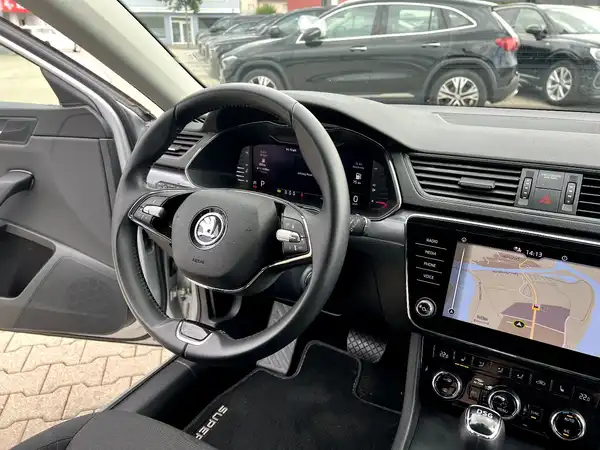 ŠKODA SUPERB (25/26)
