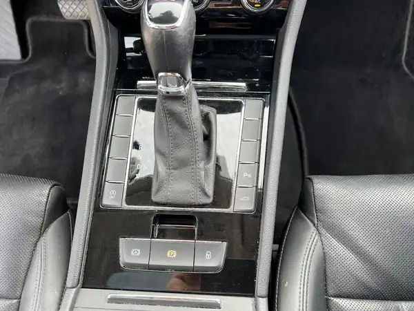 ŠKODA SUPERB (24/27)