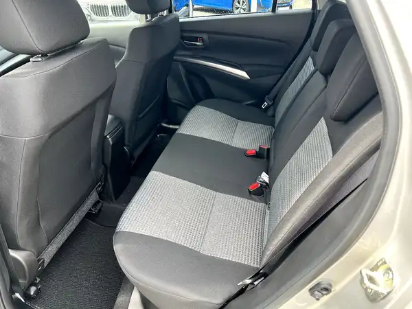 SUZUKI S-CROSS (12/26)