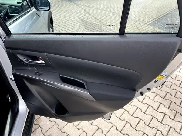 SUZUKI S-CROSS (14/26)