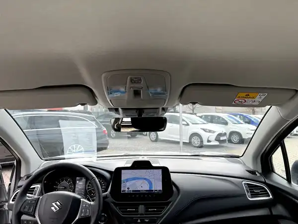 SUZUKI S-CROSS (18/26)