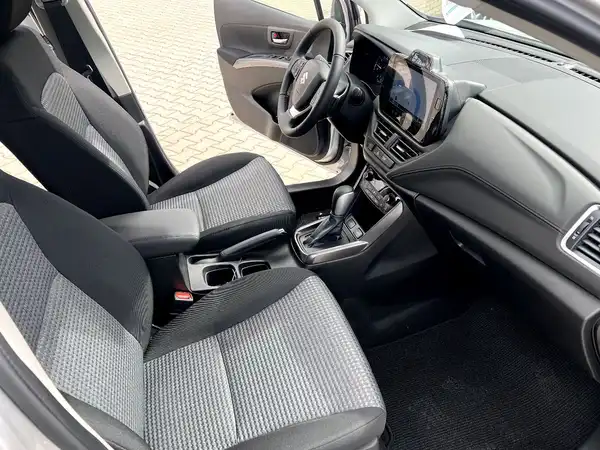 SUZUKI S-CROSS (20/26)