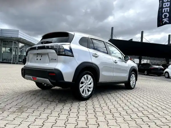 SUZUKI S-CROSS (4/26)
