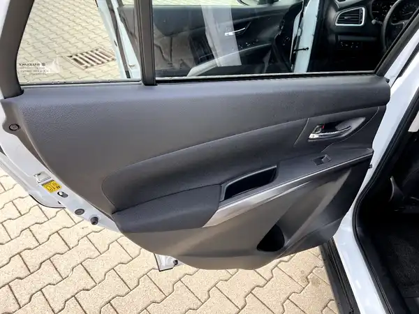 SUZUKI S-CROSS (11/26)