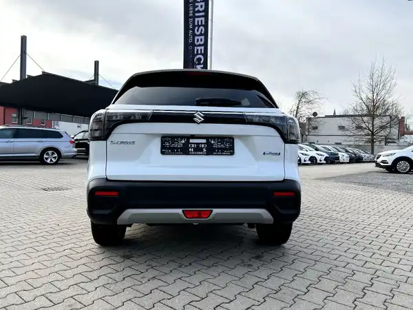 SUZUKI S-CROSS (3/26)