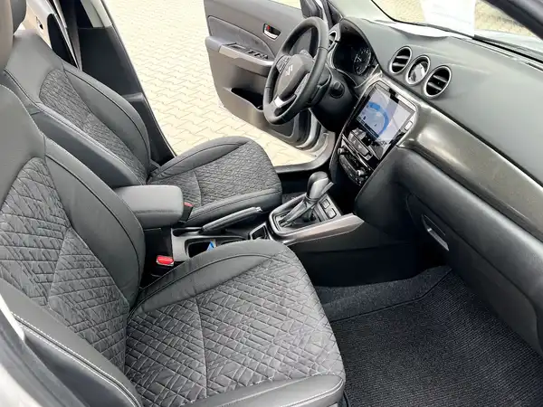 SUZUKI VITARA (20/26)