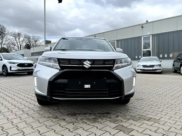 SUZUKI VITARA (6/26)